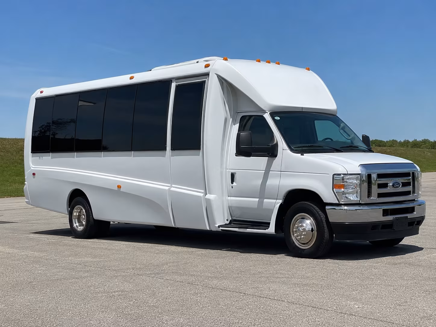 Gainesville Winery Tour & Pub Crawl Transportation