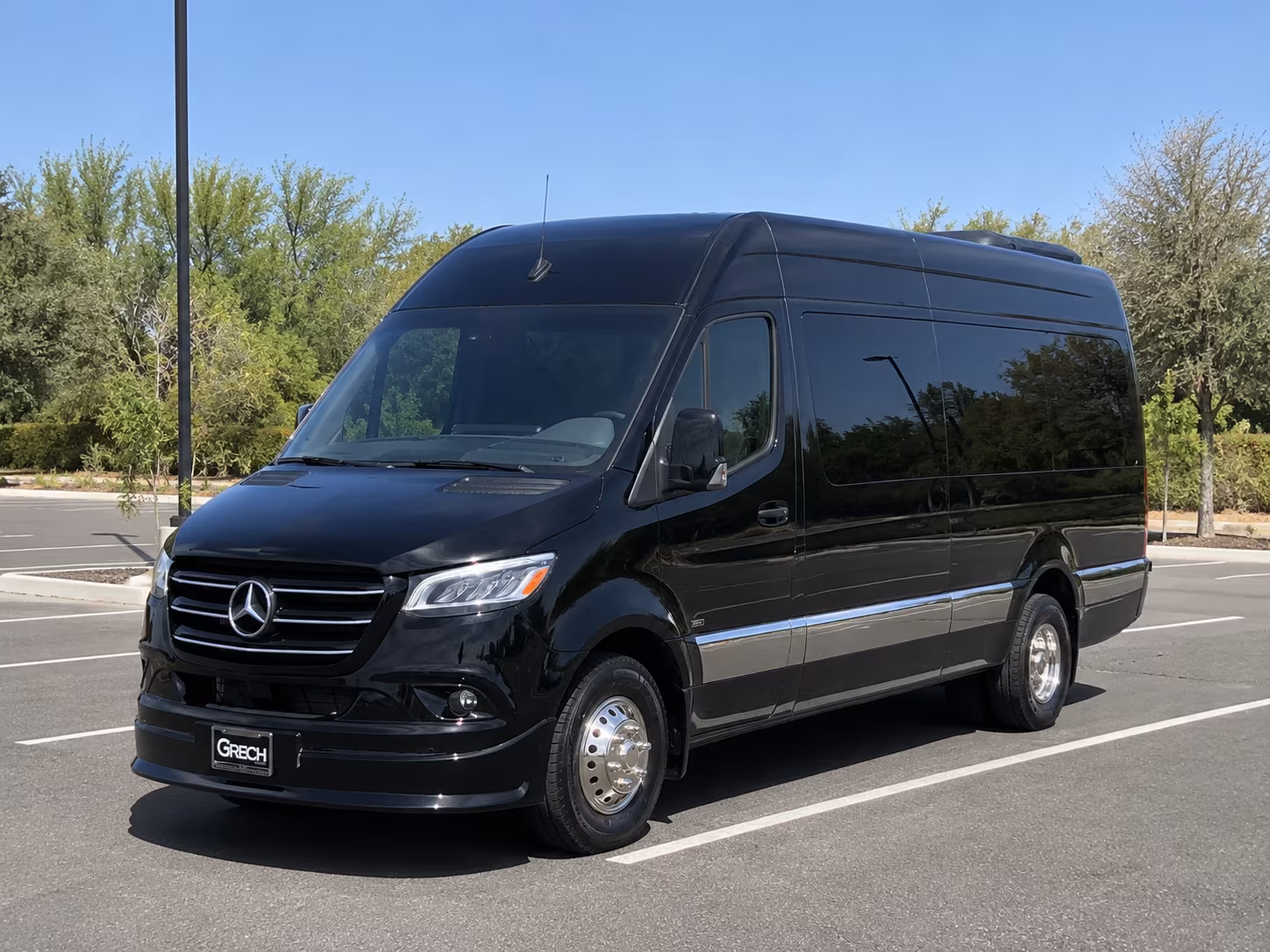 Jacksonville Airport Shuttle & Transportation party bus exterior