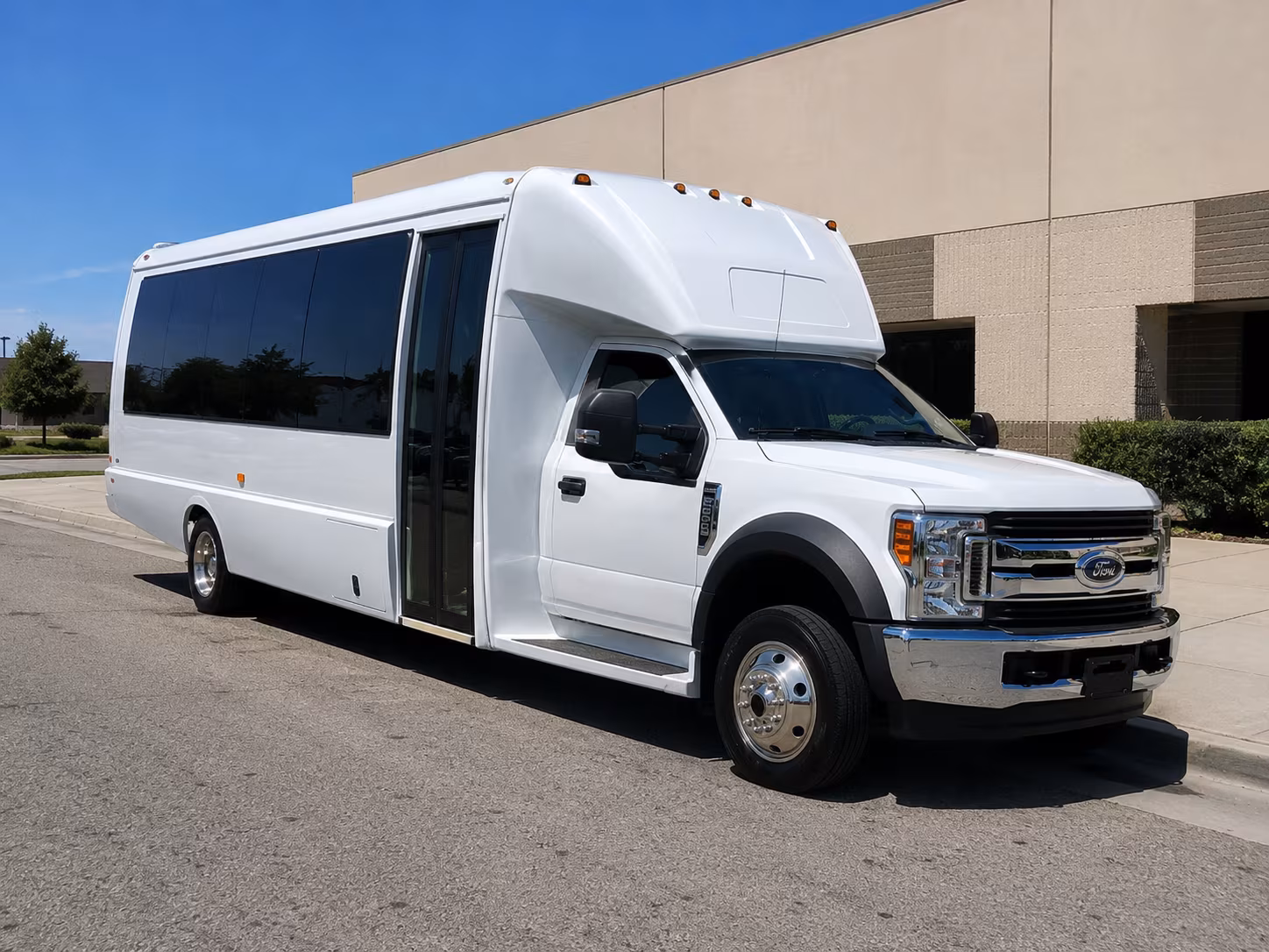 Jacksonville Airport Shuttle & Transportation party bus exterior