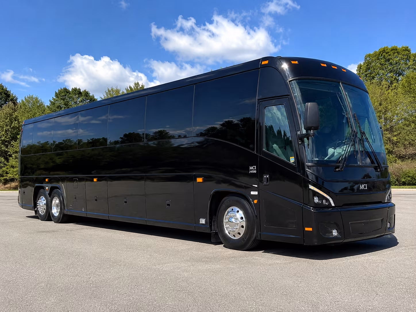 Jacksonville Airport Shuttle & Transportation party bus exterior