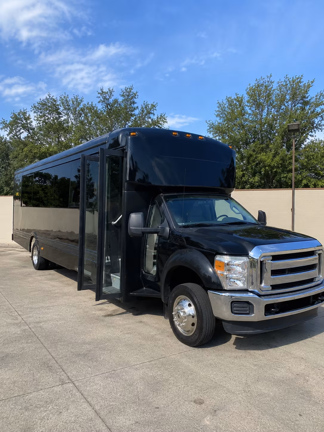 Palm Coast Birthday, Sweet 16, & Quinceañera Party Bus Rentals